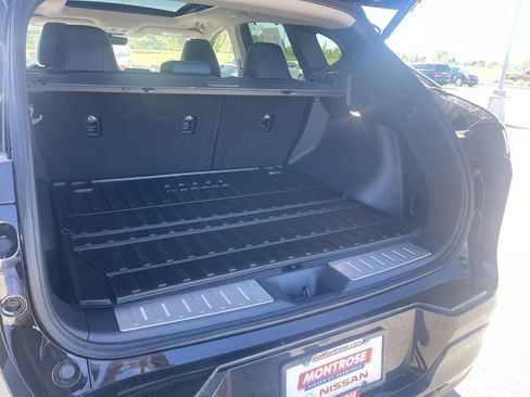 Used 2025 Nissan Murano Platinum w/ Cargo Package AWD/4WD image 16
