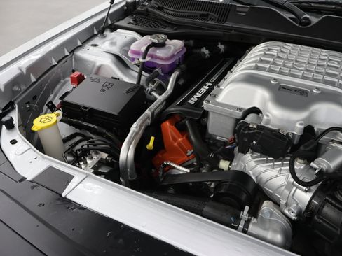 Used 2023 Dodge Challenger SRT Hellcat RWD image 19