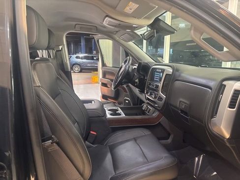 Used 2018 GMC Sierra 1500 SLT AWD/4WD image 19