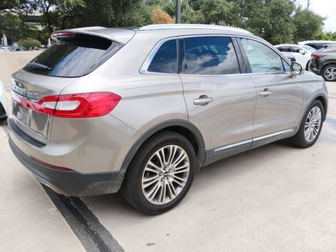 Used 2018 Lincoln MKX Reserve w/ Lincoln MKX Climate Package FWD image 6