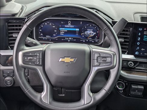 Used 2025 Chevrolet Silverado 2500 LT w/ Convenience Package AWD/4WD image 19
