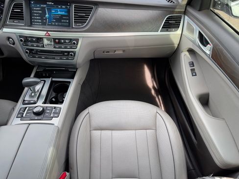 Used 2018 Genesis G80 5.0 Ultimate image 16