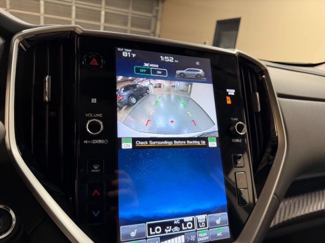 Used 2025 Subaru Ascent Premium AWD/4WD image 17