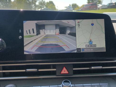 Used 2025 Hyundai Elantra SEL FWD image 18