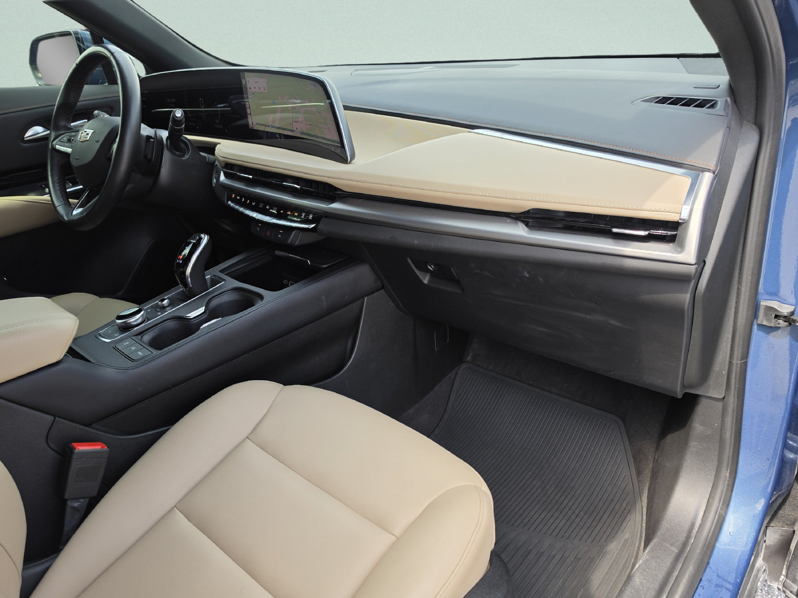 Used 2024 Cadillac XT4 Luxury FWD image 15