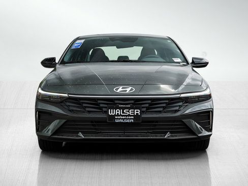 New 2026 Hyundai Elantra Sport image 2
