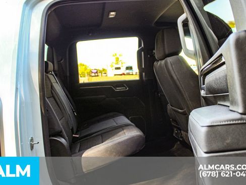 Used 2025 Chevrolet Silverado 2500 LT w/ Convenience Package AWD/4WD image 18