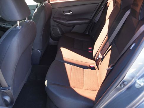 Used 2020 Nissan Sentra S image 9