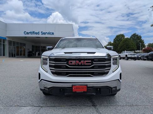 Used 2024 GMC Sierra 1500 SLT RWD image 3