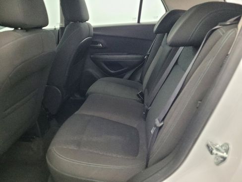 Used 2016 Chevrolet Trax LS FWD image 18