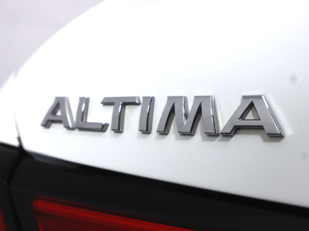 Used 2019 Nissan Altima 2.5 SR FWD image 33