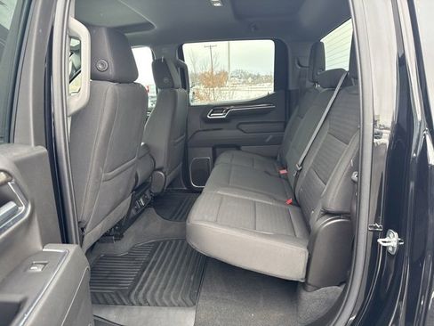 Used 2022 Chevrolet Silverado 1500 LT image 17