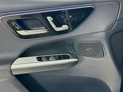 Certified 2025 Mercedes-Benz GLC 350e 4MATIC image 19