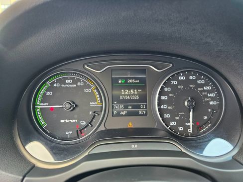 Used 2017 Audi A3 e-tron Premium FWD image 21