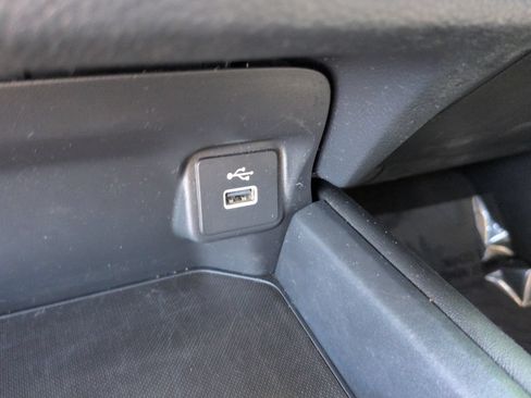Used 2025 Honda HR-V LX image 21