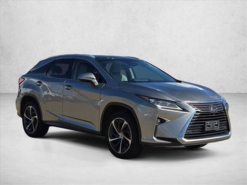 Used 2017 Lexus RX 350 FWD w/ Luxury Package image 3