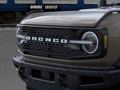 New 2026 Ford Bronco Badlands image 20