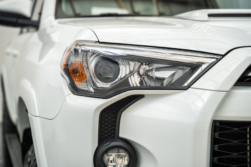 Used 2022 Toyota 4Runner TRD Off-Road Premium AWD/4WD image 10