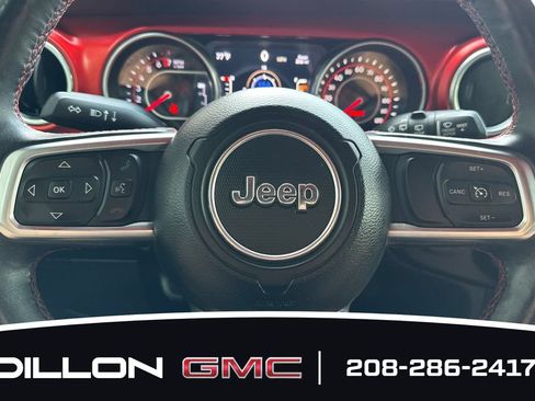 Used 2018 Jeep Wrangler Unlimited Rubicon AWD/4WD image 24