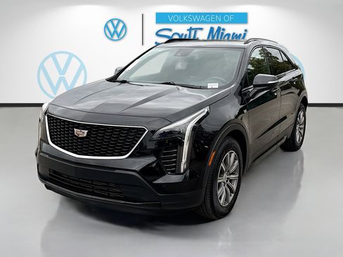 Used 2022 Cadillac XT4 Sport w/ Safety Alert Package image 3