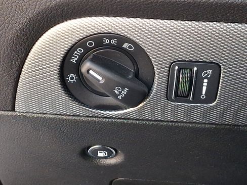 Used 2020 Dodge Durango GT image 28