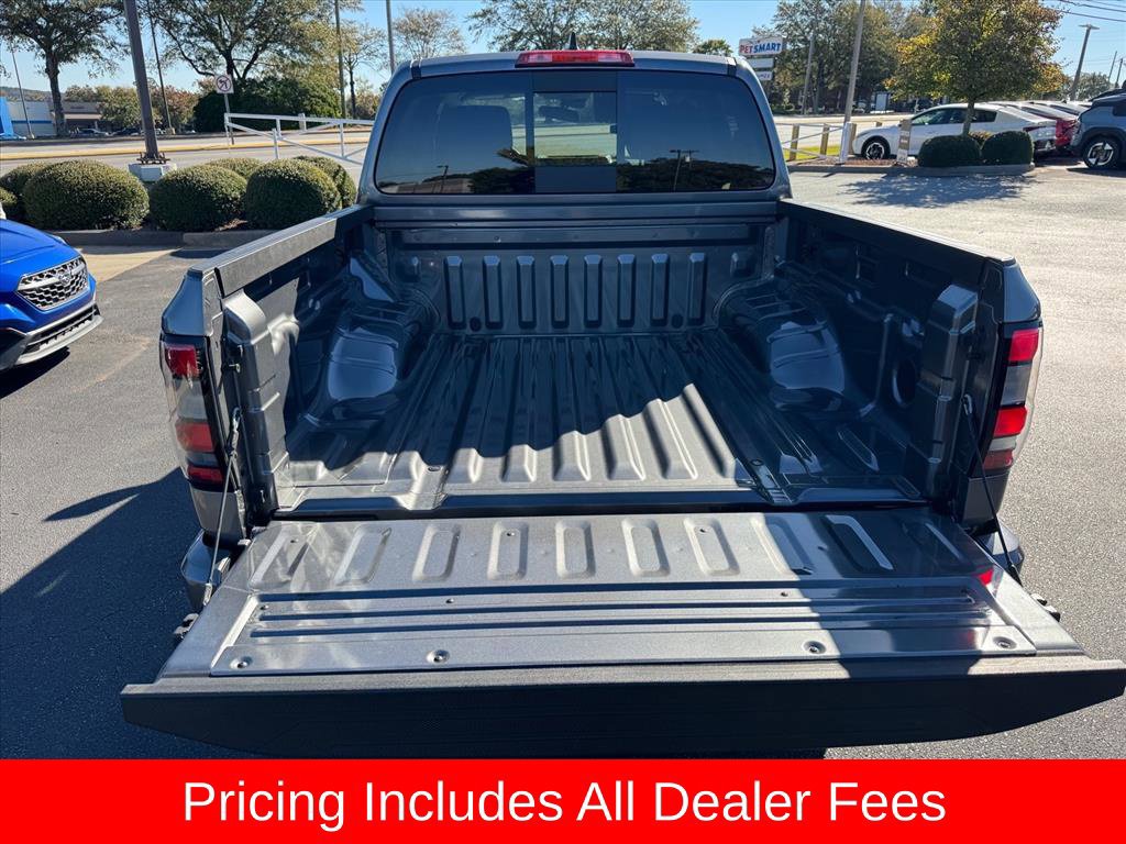 Used 2025 Nissan Frontier SV RWD image 10