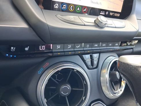 Used 2019 Chevrolet Camaro LT RWD image 33