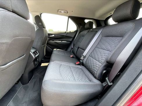 Used 2021 Chevrolet Equinox LT FWD image 15