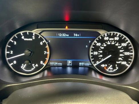 Used 2024 Nissan Altima 2.5 SV AWD/4WD image 23