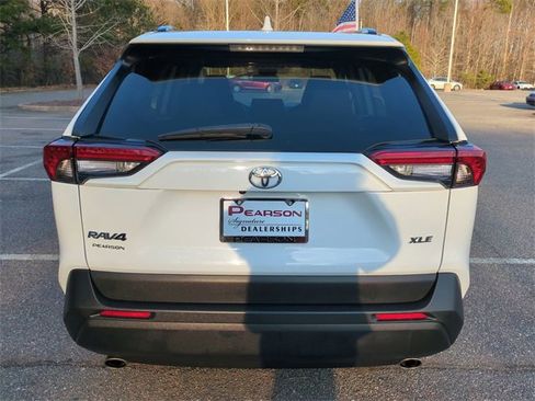 Used 2023 Toyota RAV4 XLE image 5