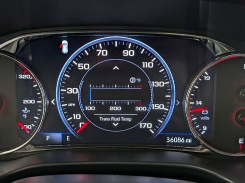 Certified 2023 GMC Acadia SLT w/ Technology Package AWD/4WD image 21
