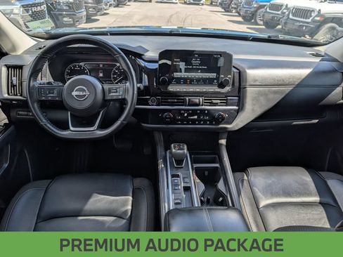 Used 2024 Nissan Pathfinder SL w/ Black Appearance Package FWD image 27