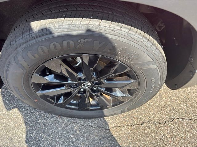 Certified 2025 MAZDA CX-50 AWD 2.5 S w/ Premium Package image 23