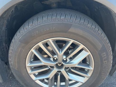 Used 2022 Nissan Rogue S AWD/4WD image 18