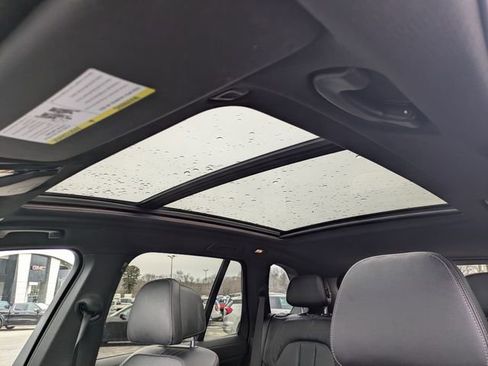 Used 2021 BMW X5 xDrive40i w/ M Sport Package image 28