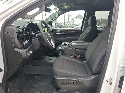 New 2026 GMC Sierra 1500 Elevation image 12