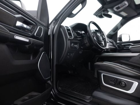 Used 2023 RAM 1500 Laramie AWD/4WD image 28