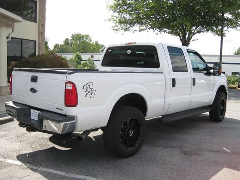 Used 2016 Ford F250 XL w/ Power Equipment Group AWD/4WD image 8