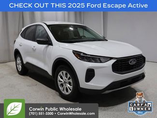 Used 2025 Ford Escape Active AWD/4WD video 1