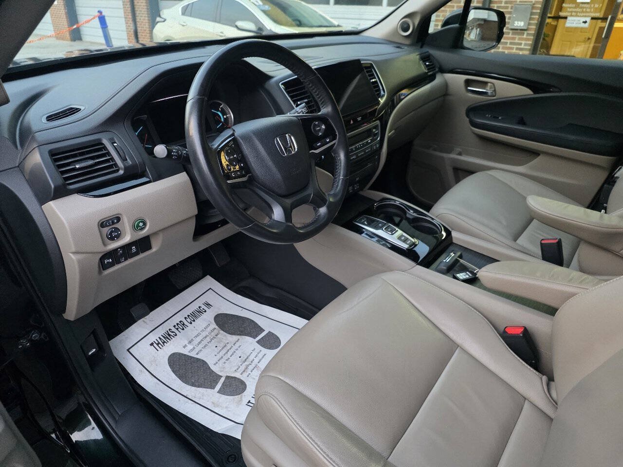 Used 2019 Honda Pilot Touring image 10