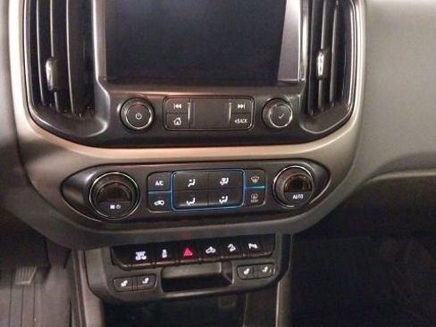 Used 2019 Chevrolet Colorado Z71 image 14