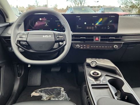 New 2025 Kia EV6 Wind image 11