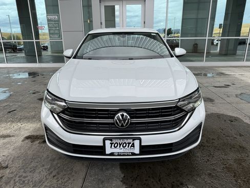 Used 2024 Volkswagen Jetta S FWD image 3