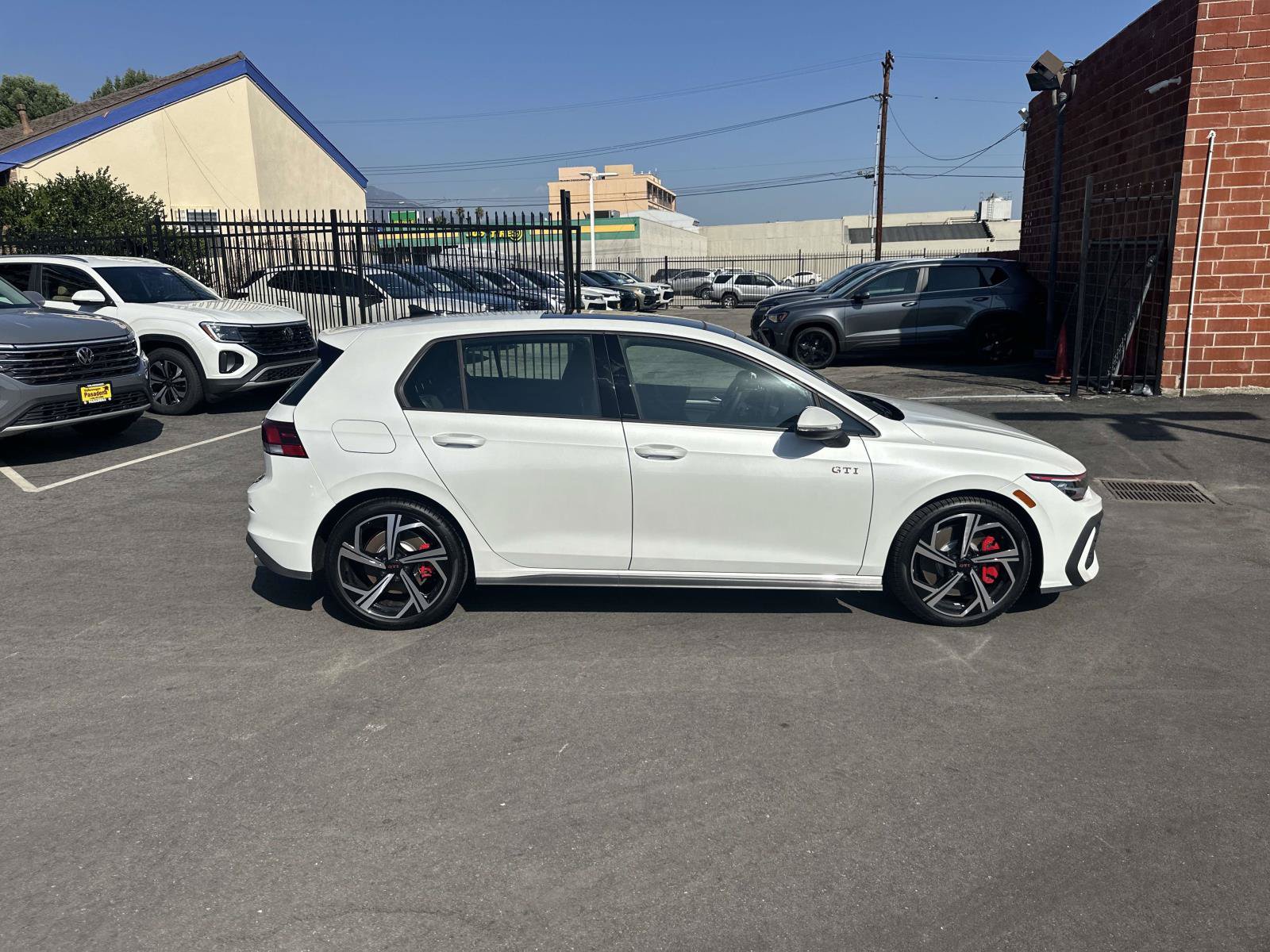 New 2026 Volkswagen GTI SE FWD image 4