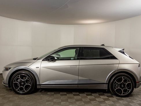 Used 2024 Hyundai Ioniq 5 Limited image 22