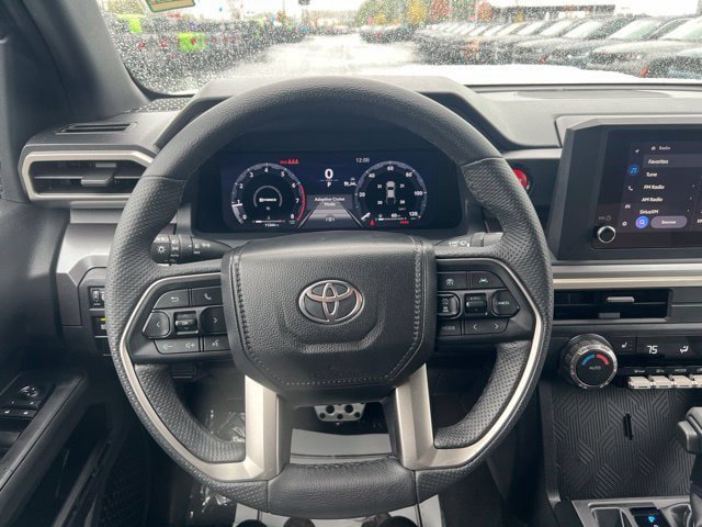 Used 2025 Toyota Tacoma TRD Sport AWD/4WD image 24