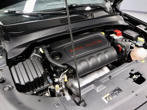 Used 2022 Jeep Compass Altitude image 17