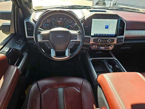 Used 2022 Ford F350 Platinum AWD/4WD image 18