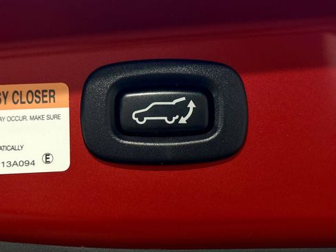 Used 2019 Mitsubishi Outlander SEL AWD/4WD image 40