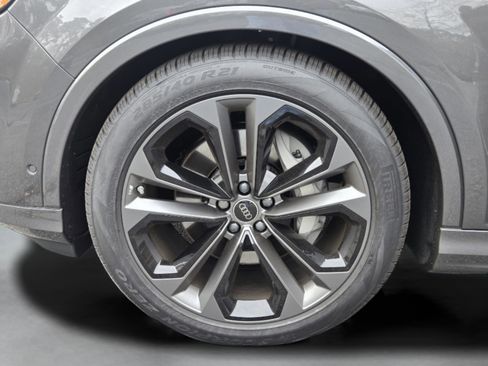 New 2026 Audi Q7 3.0T Premium Plus AWD/4WD image 35